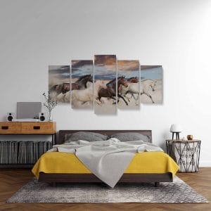 3_Five-Horse-Run-scaled