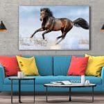 Tablou Canvas Bay Horse in Snow